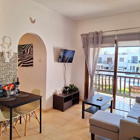Kato Paphos Apt 400M To The Beach Exterior photo