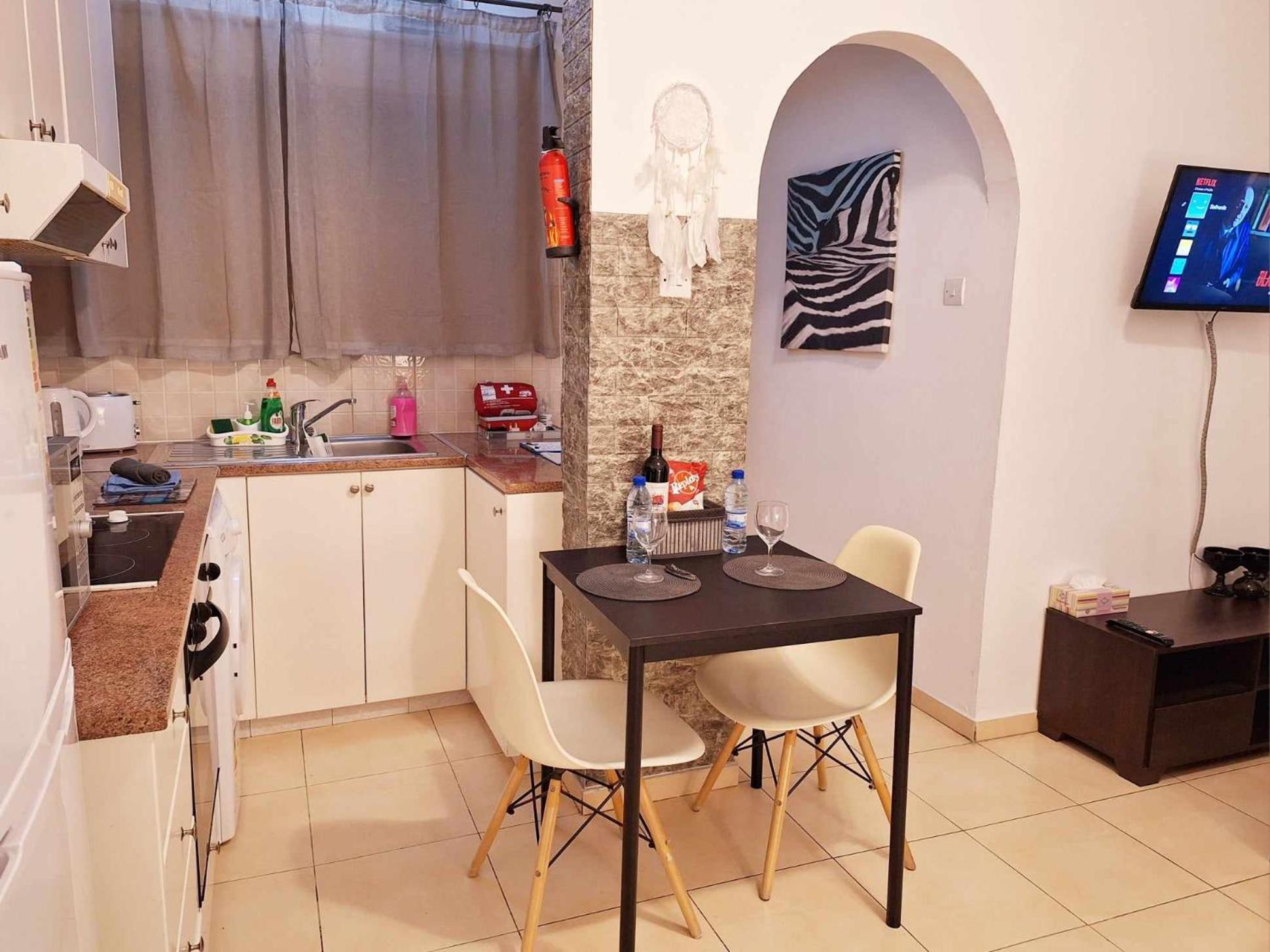 Kato Paphos Apt 400M To The Beach Exterior photo