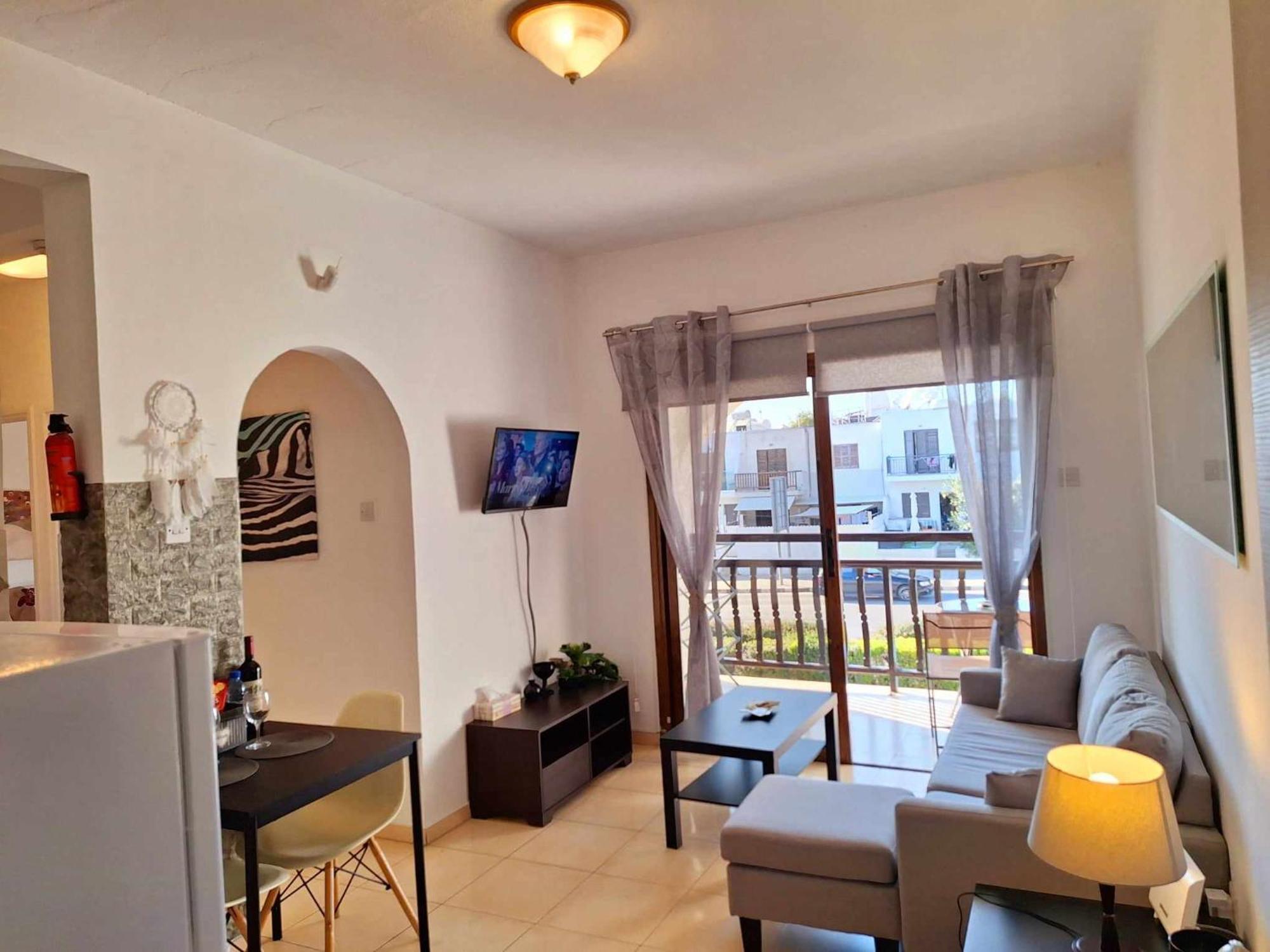 Kato Paphos Apt 400M To The Beach Exterior photo