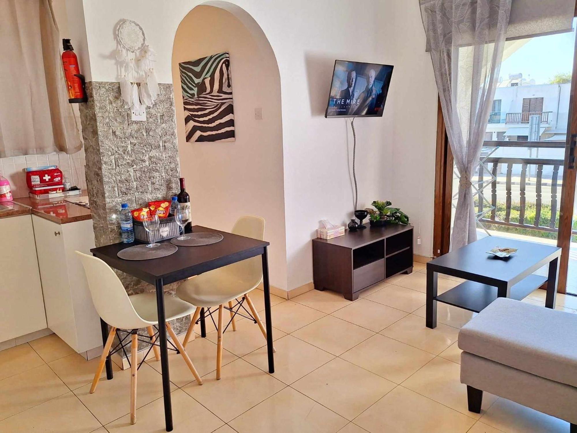 Kato Paphos Apt 400M To The Beach Exterior photo