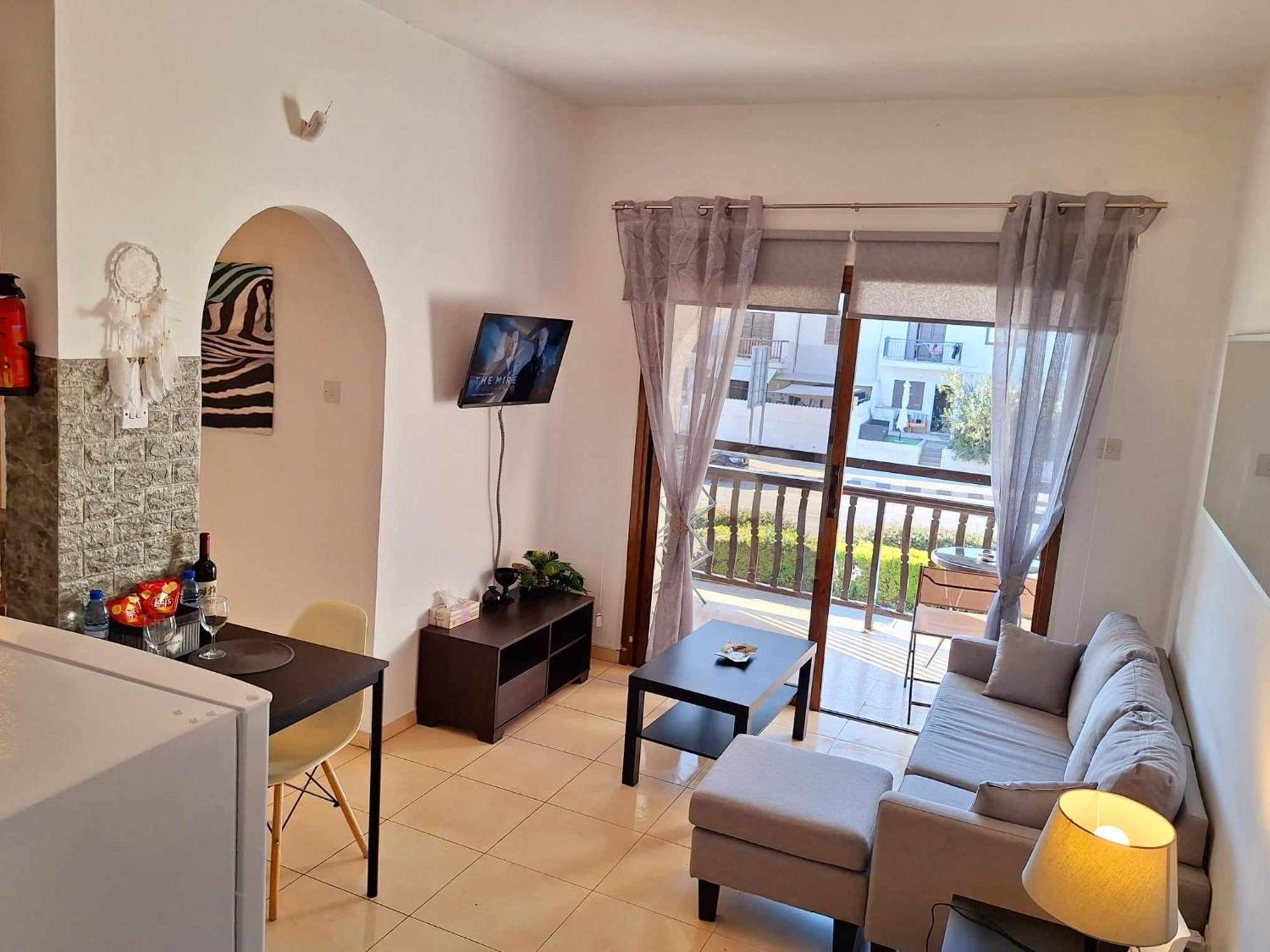 Kato Paphos Apt 400M To The Beach Exterior photo