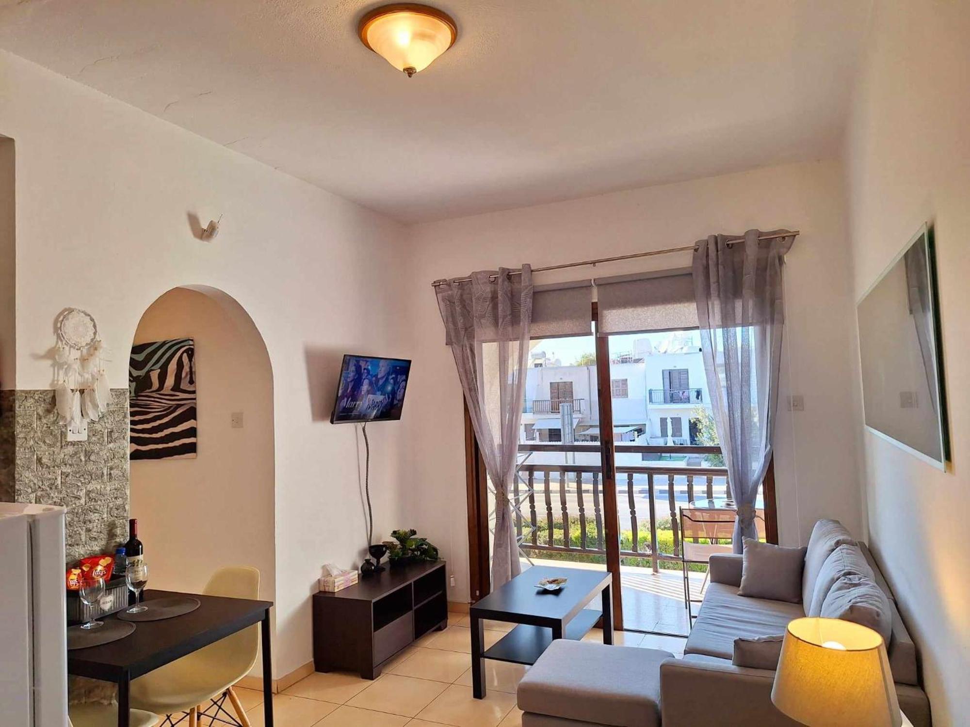 Kato Paphos Apt 400M To The Beach Exterior photo