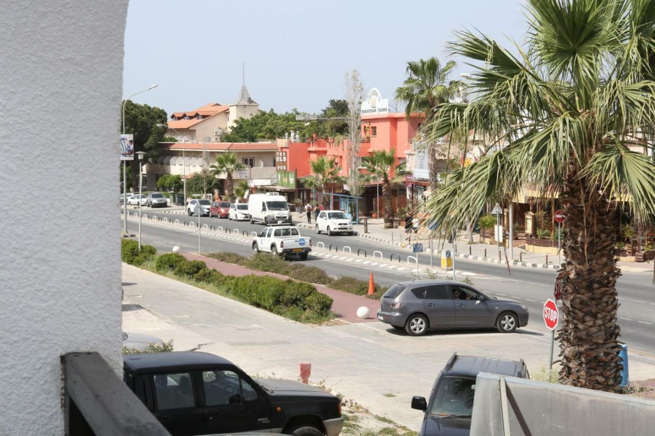 Kato Paphos Apt 400M To The Beach Exterior photo